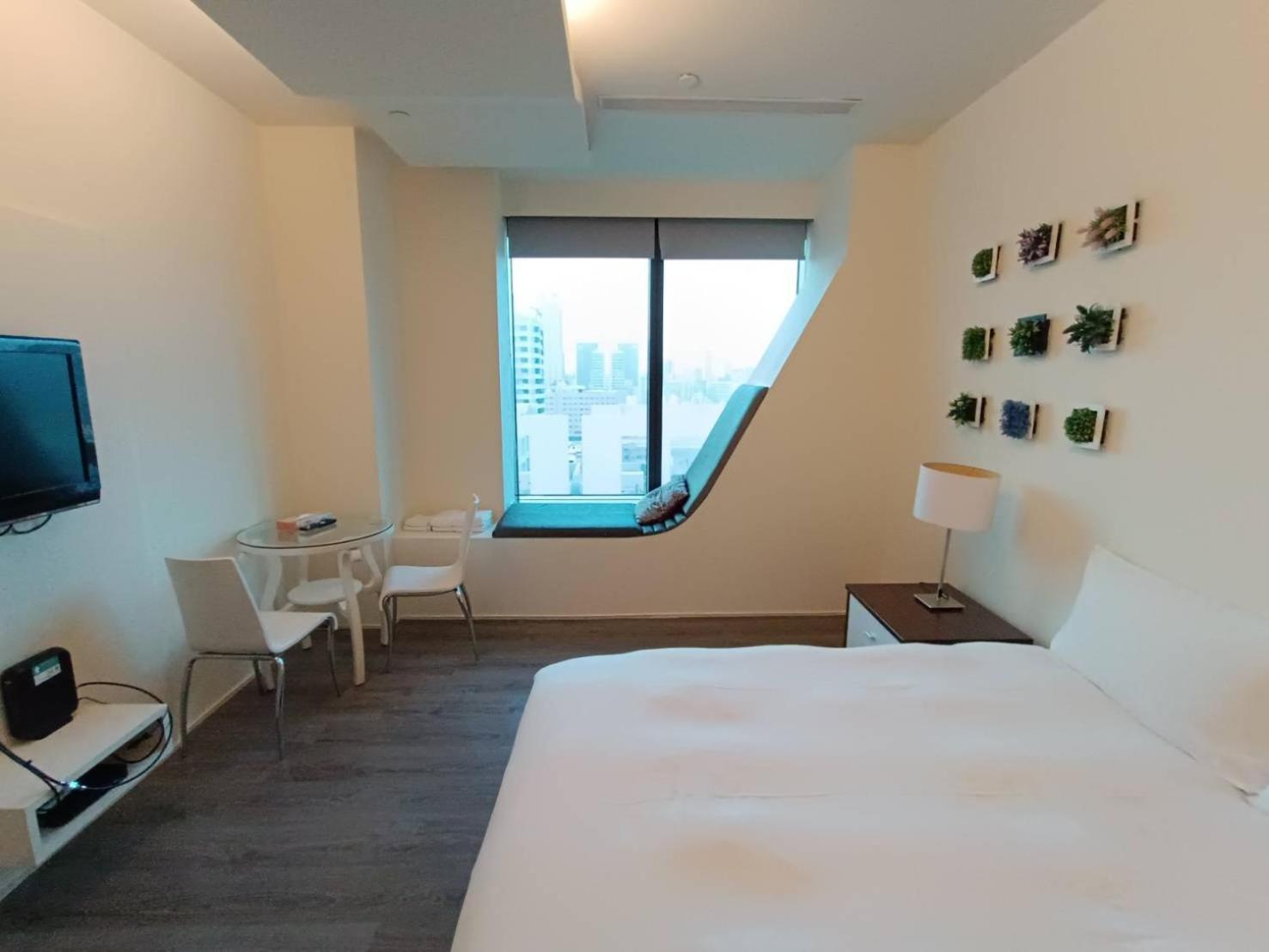 三条文旅 Lägenhet Kaohsiung Exteriör bild