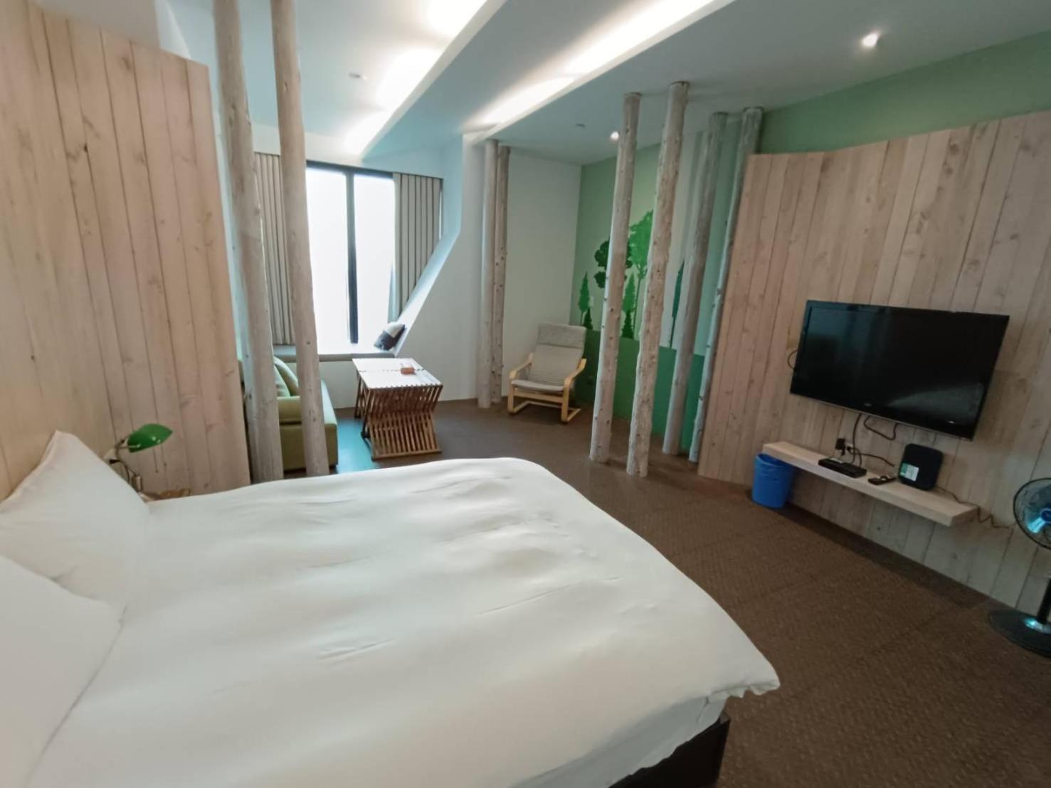 三条文旅 Lägenhet Kaohsiung Exteriör bild
