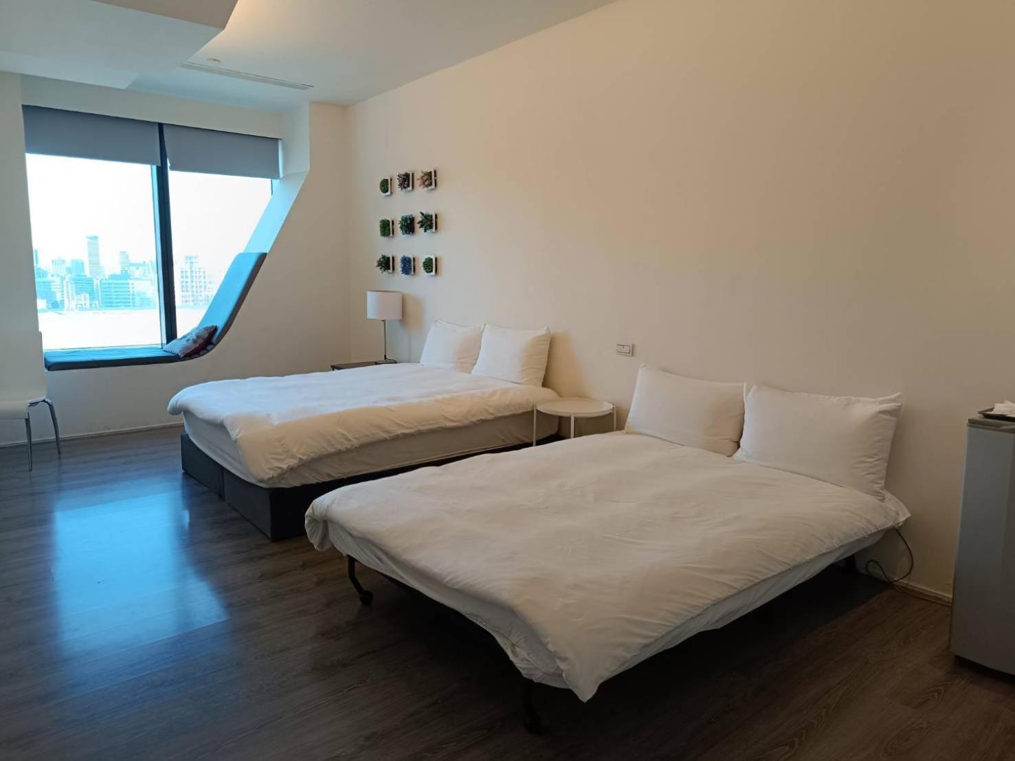 三条文旅 Lägenhet Kaohsiung Exteriör bild