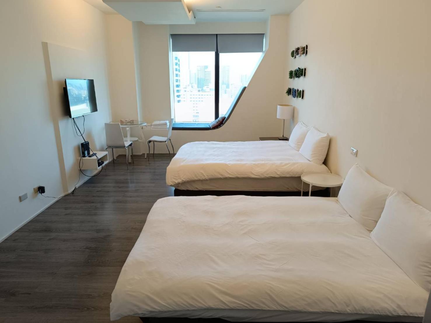 三条文旅 Lägenhet Kaohsiung Exteriör bild